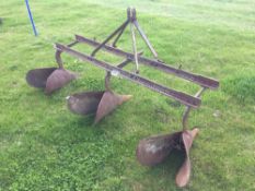 2 furrow Ridger linkage mounted