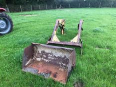 Front end loader to fit Massey Ferguson 35X with brackets