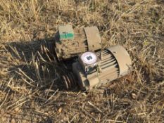 Quantity various motors (2)