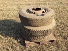 3No 11R22.5 wheels and tyres