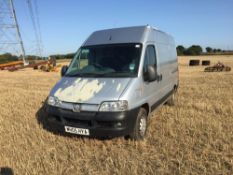 2005 Peugeot Boxer 2.2HDI turbo van, silver. No MOT. NO VAT