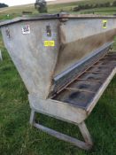 IAE galvanised ad lib cattle feeder