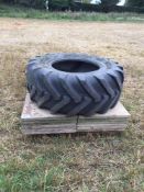 Quantity of concrete paving slabs