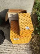 Quantity of JCB filters