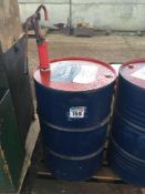 Quantity of ISO46 hydraulic oil and pump