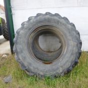 Pair of dual wheels for New Holland 650/65 R42, fair-good condition,
