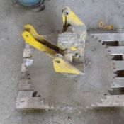 Circular saw hedge cutter fitting