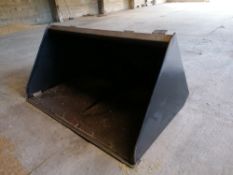 Grain bucket, 2.2m wide - approx 1.