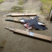 4 Scarem bird kites and poles