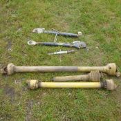 Quantity of top links and PTO shafts