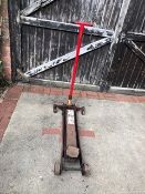 Trolley jack, red. Stored near Gorleston, Norfolk No VAT on this item.