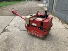 Twin Drum Pedestrian Vibrating Roller Kubota Water Cooled Engine,