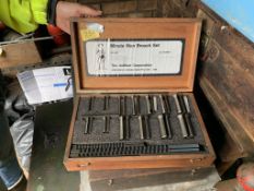 Dumont Minuteman broach set - metric. Stored near Gorleston, Norfolk. No VAT on this lot.