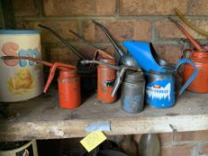 Qty small oil cans. Stored near Gorleston, Norfolk. No VAT on this lot.