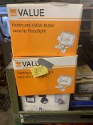 3 x outdoor lights/floodlights. Stored near Gorleston, Norfolk. No VAT on this item.