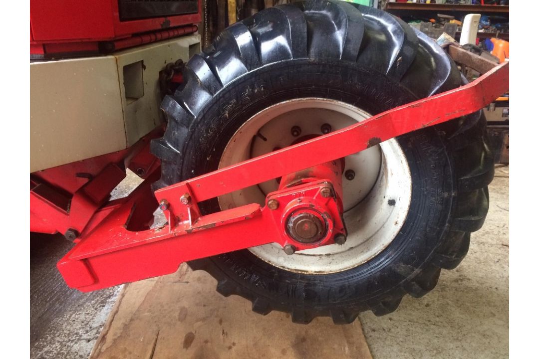 Allance Press Wheels in frame 550.145-22.5. Stored near Diss, Norfolk. - Image 4 of 4