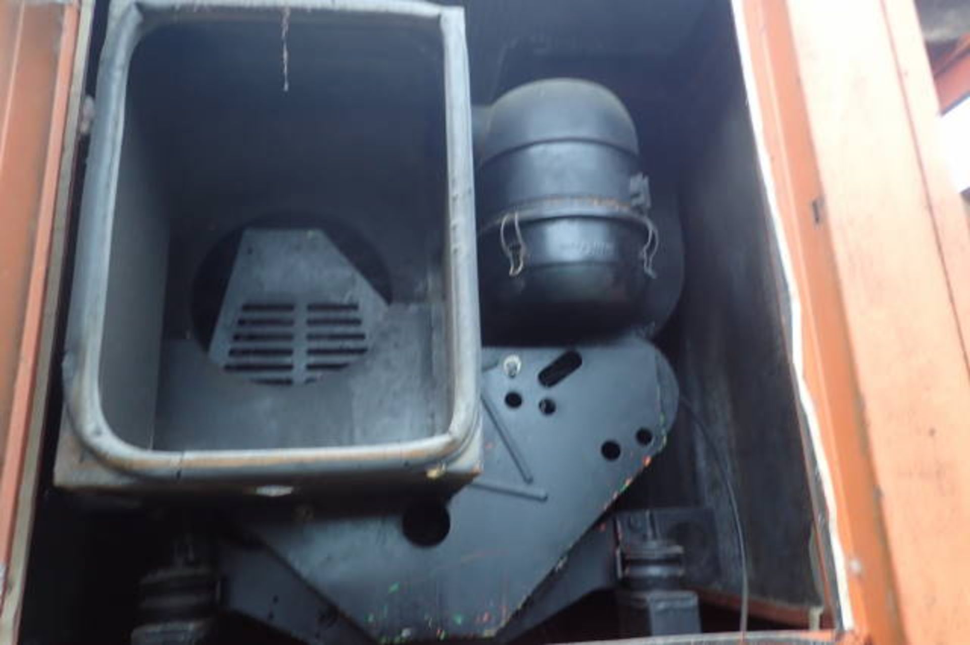 Deutz air cooled 6cylinder F8L..9126 Engine rated 105hp. - Image 4 of 6