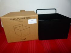 *Ferm Square Wall Plant Box Box