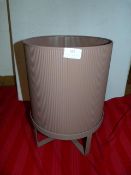 *Large Bowpot on Stand