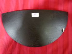 *Black Gridi Fungi Semi-Circular Shelf 42cm (Marke