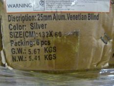 *Box of Six 25mm Aluminium Venetian Blinds in Silv