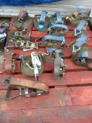 *Quantity of Ratchets and Straps