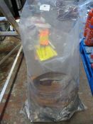 *Six Ratchets and Six Straps