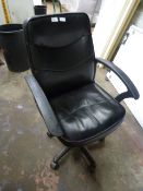 *Office Swivel Chair