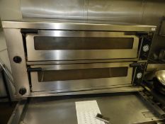 *Lincat Two Deck Electric Pizza Oven (Model: PO630