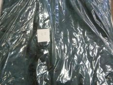 *50 Bottle Brocade Chair Covers