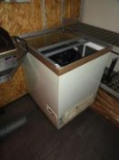 *Ice Cream Display Freezer with Sliding Glass Lid