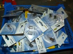 *Large Quantity of Assorted Auto Bulbs