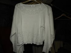 *Ten Long Island Ladies White Knitted Tops