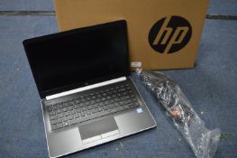 *Hp Notebook 14-Cf1020na Laptop