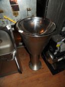 *Contemporary Style Hand Basin