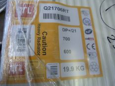 700x600 Radiator Q21706RT