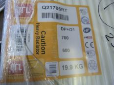 700x600 Radiator Q21706RT