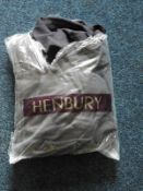 Six Henbury Ltd Short Sleeve Peak Polo Shirts Size: XL