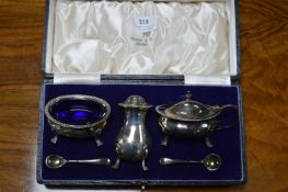 Walker & Hall Cased Silver Condiment Set