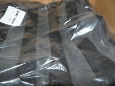 *40 Black Damask Chair Covers