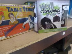 *Mini Table Tennis and a Wall Climbing Car