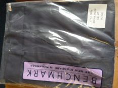 *Four Benchmark Trousers (Navy) Size: 40T