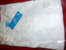 *6 Grahame Gardner Maternity Tunics (White/White)