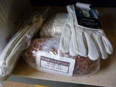 *Two Pair of Briars Lined Hide Gloves (White) Larg