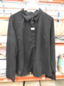 *12 Size: 18 Sarah Black Blouses