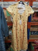 *3 Size: 8 Brittany Yellow Bee Dresses