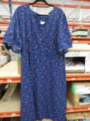 *4 Size: 24 Amelia May Navy Poppy Vintage Style Dr