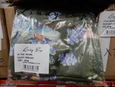 *6 Lindy Bop Scuba Green Deer 3m Fabric Square