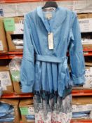 *16 Size: 18 Shannon Central Park Festive Dresses