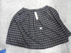 *5 Size: 20 Adalene Emerald Check Vintage Style Dr